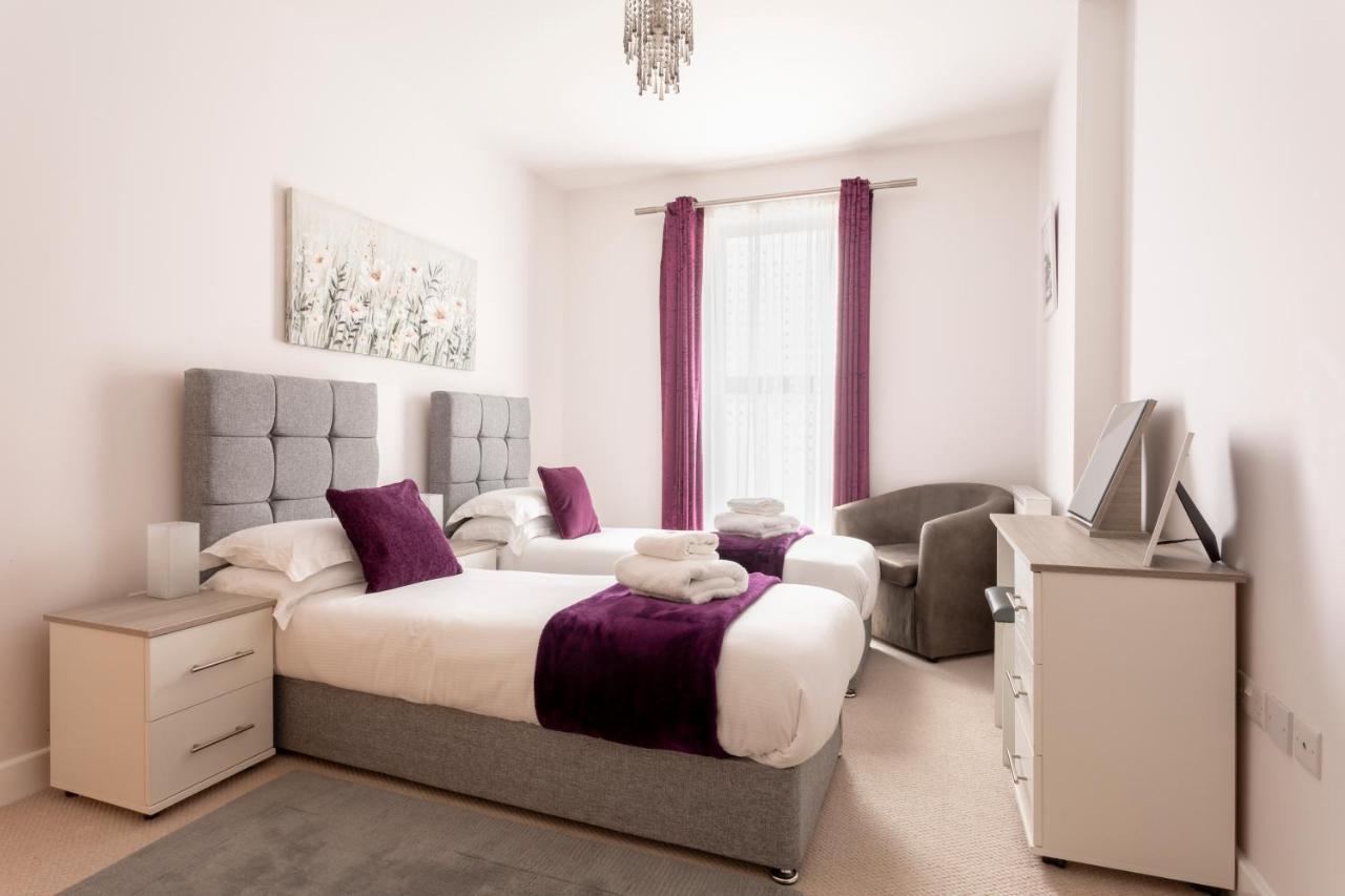 1 Bed Apartment - Redhill Central, Surrey, Gatwick #2 Exterior photo