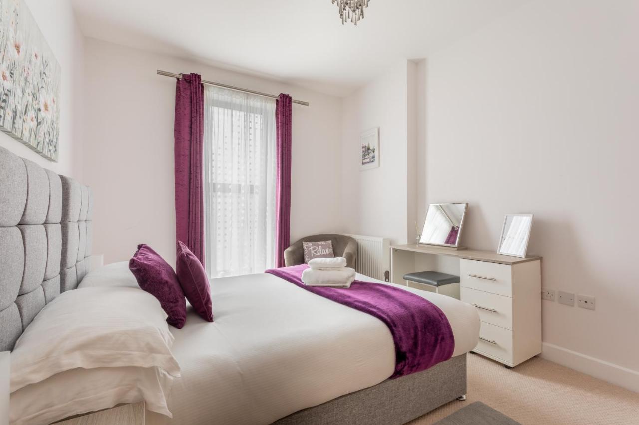 1 Bed Apartment - Redhill Central, Surrey, Gatwick #2 Exterior photo